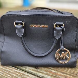 Michael Kors small purse